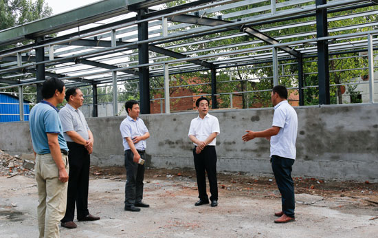 張書民督導調研扶貧就業(yè)創(chuàng)業(yè)基地建設和燃煤鍋爐拆改工作 中國財經(jīng)新聞網(wǎng) www.prcfe.com